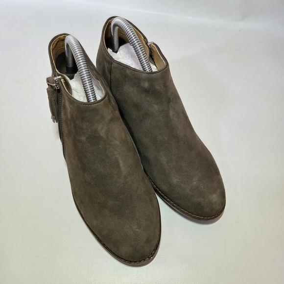 Vionic Women's Serena Leather Boho Casual Ankle Moto Biker Boot In Dark Green 8 - Picture 8 of 15